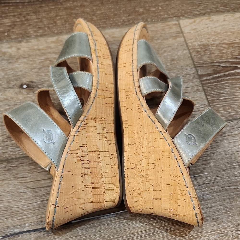 EUC Born Cork Metallic Silver Wedge Sandals Beach Festival Boho Resortwear Sz 9 - Picture 8 of 10